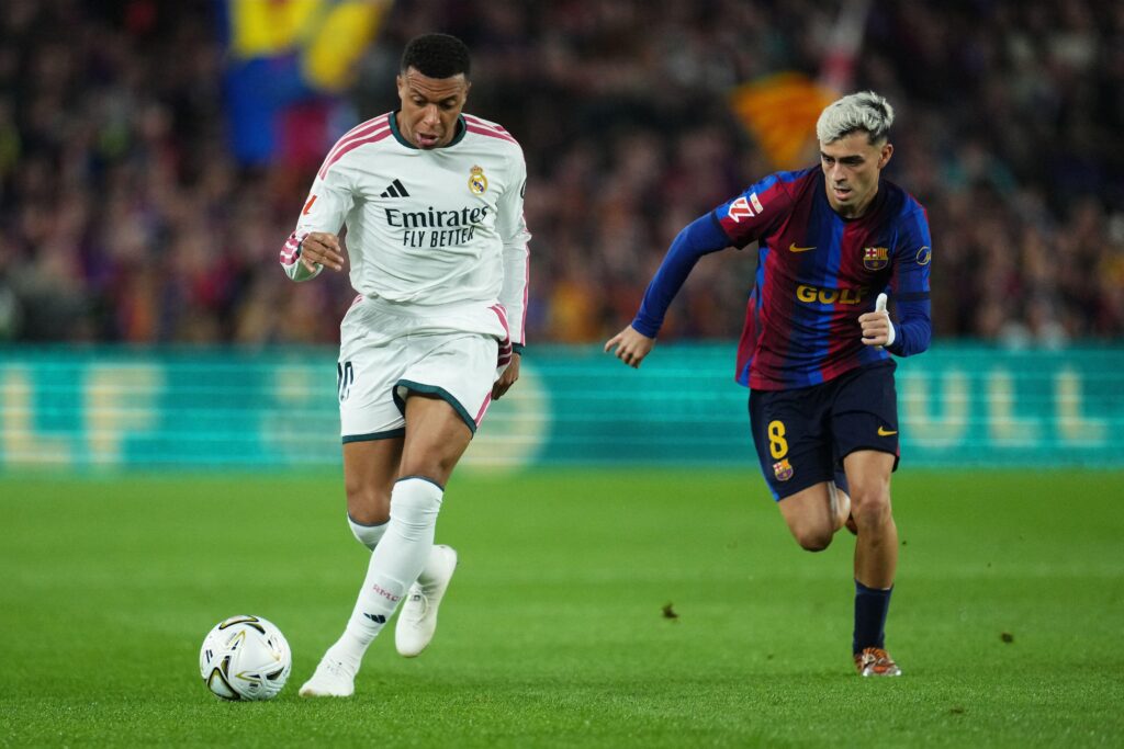 Barcelona 1–2 Real Madrid: Mbappé Double Tightens LaLiga Title Race