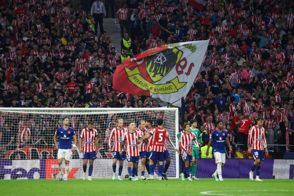 Atletico Madrid Beat 10-Man United, as Winless Run Reaches Five
